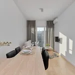 Tasteful With Free Garage And Balcony By Renters *