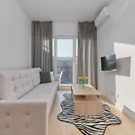 Tasteful With Free Garage And Balcony By Renters *