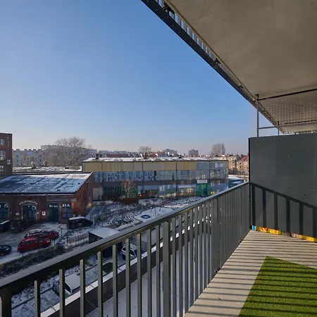 アパート Tasteful With Free Garage And Balcony By Renters